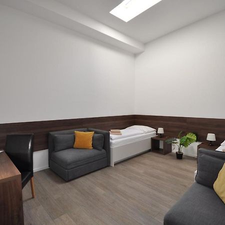 Penzion Arenaostrov Trenčín 外观 照片
