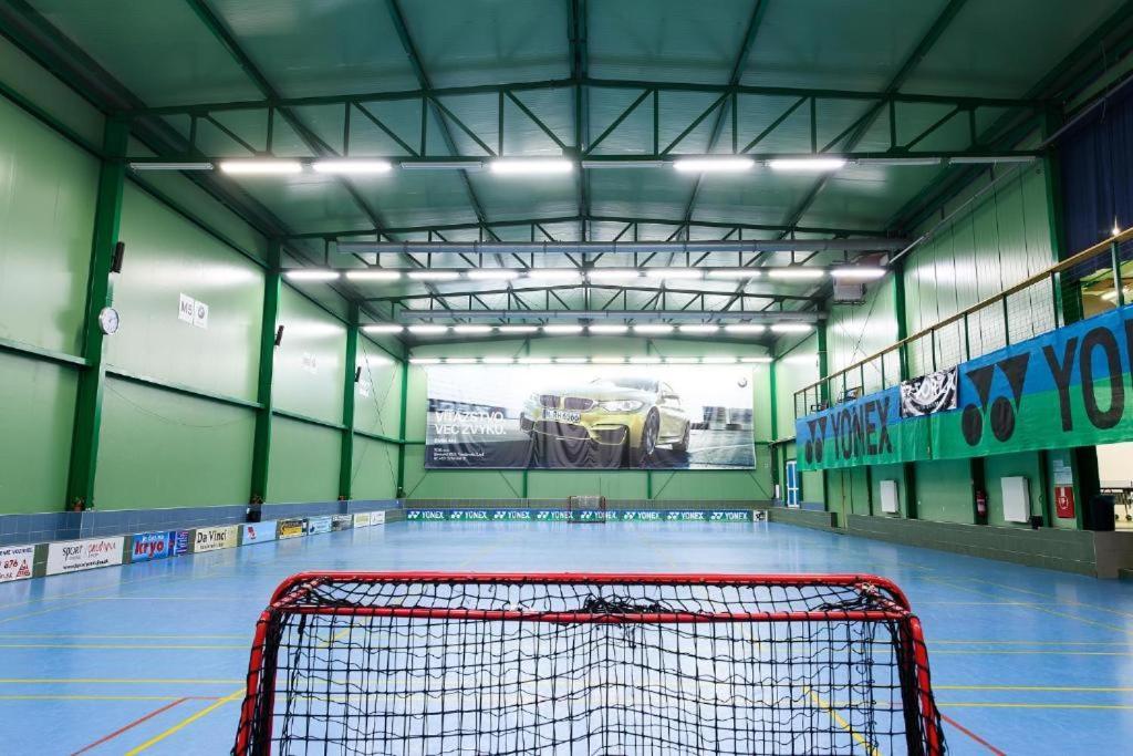 Penzion Arenaostrov Trenčín 外观 照片