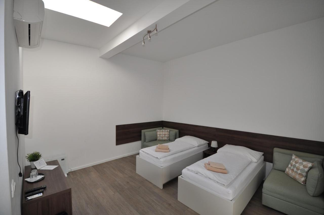 Penzion Arenaostrov Trenčín 外观 照片